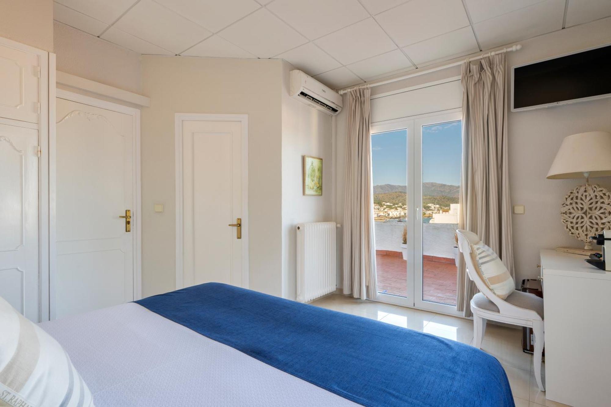 Hotel La Goleta 2*